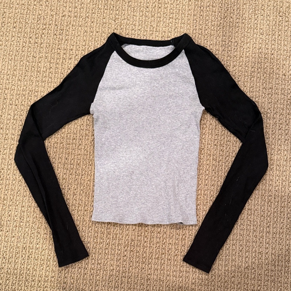 Brandy Melville Black and Gray Raglan Long Sleeve Top